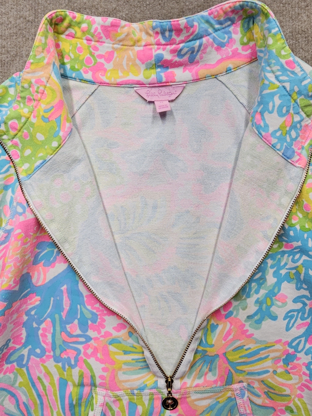 Lilly Pulitzer Half Zip Pullover Medium Tropical Print Pink Blue Green - Picture 7 of 12